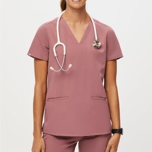 Figs Casma Mauve scrub top